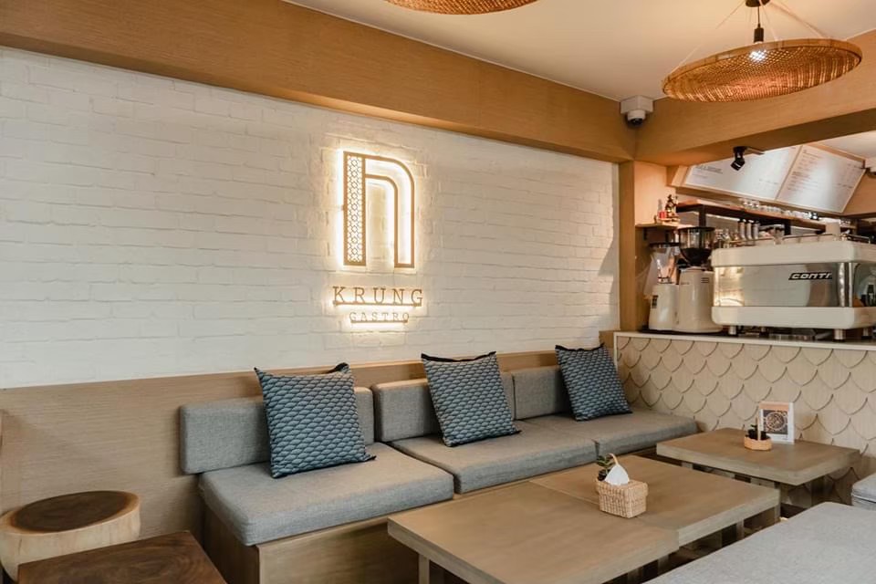 The Krung lobby and cafe
