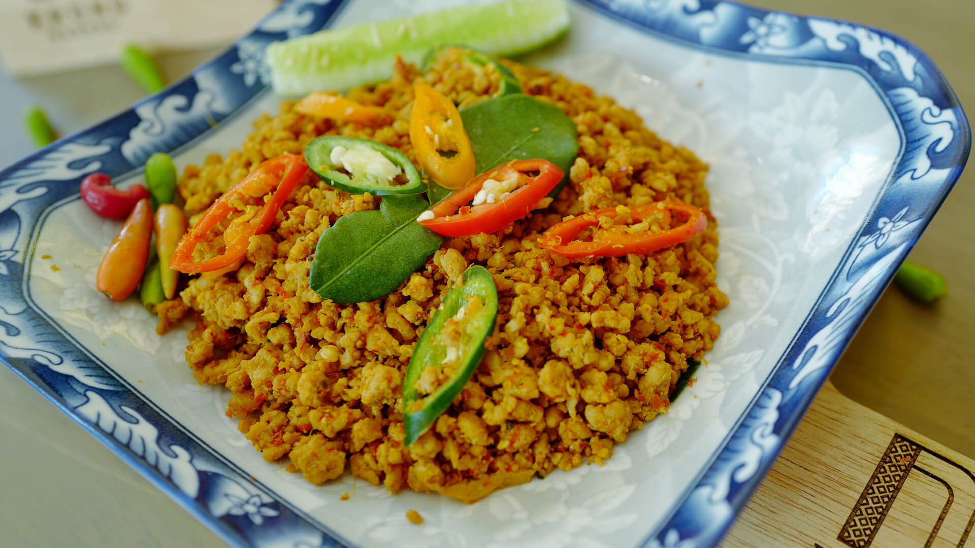 Stir-fried Spicy Minced Pork with Yellow Curry Paste