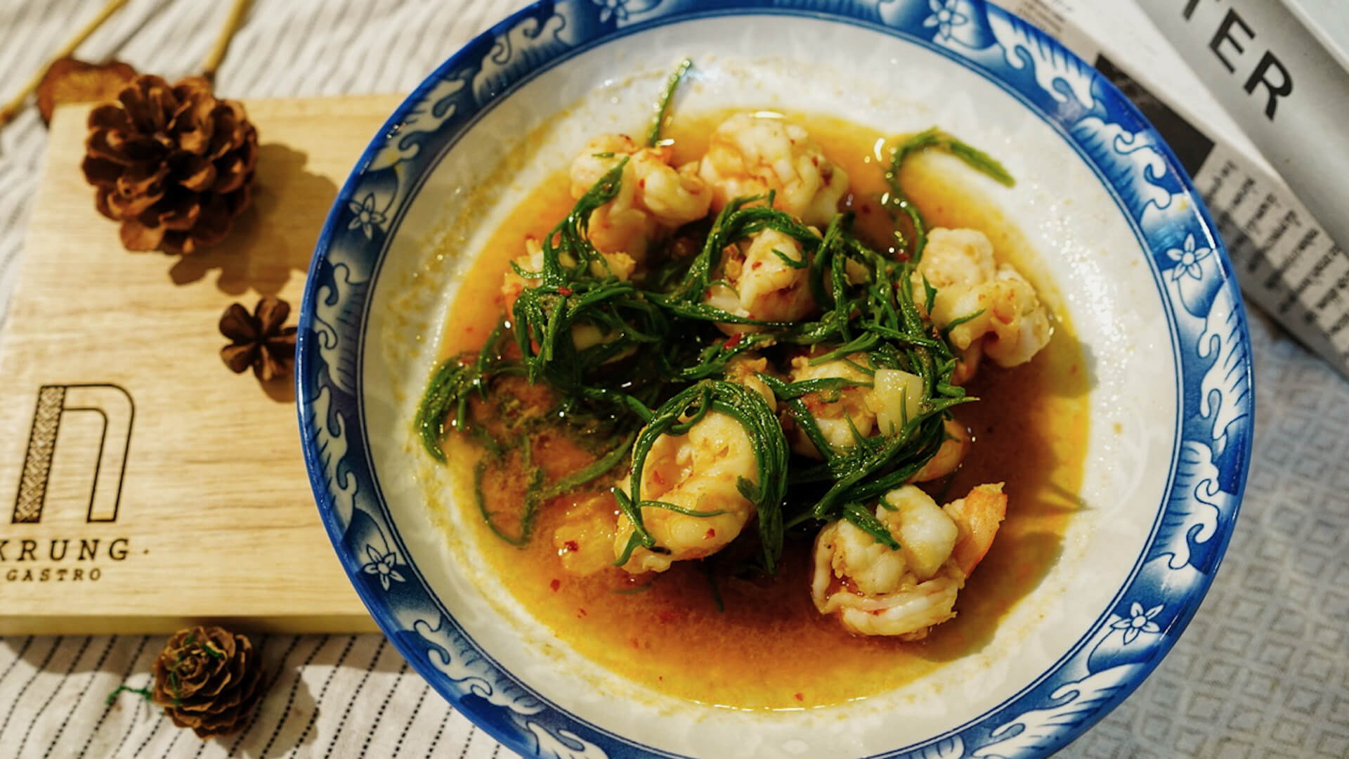 Stir-fried Shrimp with Climbing Wattle