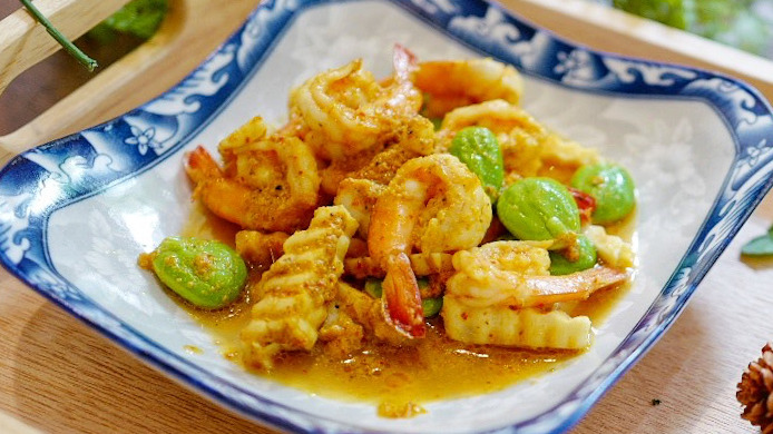 Stir-fried Spicy Stink Bean with Shrimp
